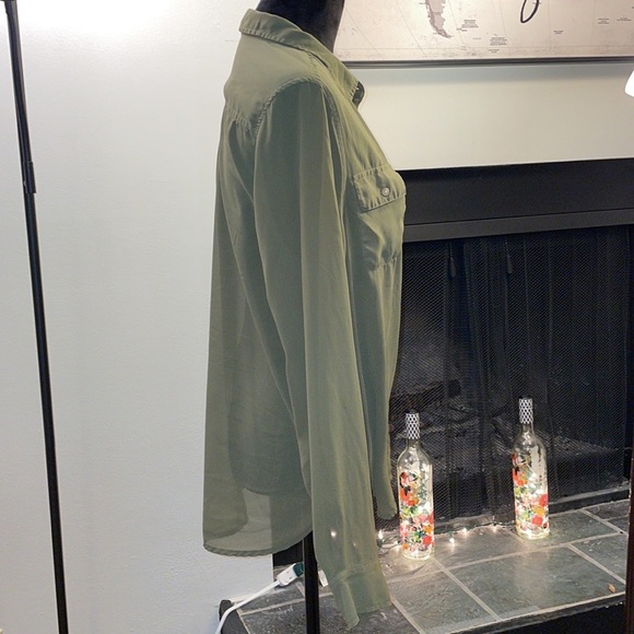 AEO Button down - Picture 5 of 15